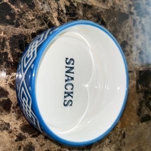 TOP PAW ceramic blue carved 7oz FOOD BOWL